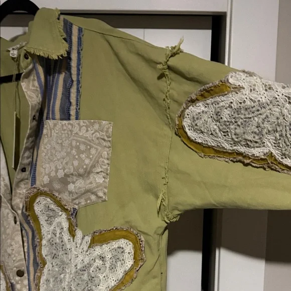 NWT Blue Velvet Butterfly Shacket - Picture 5 of 11